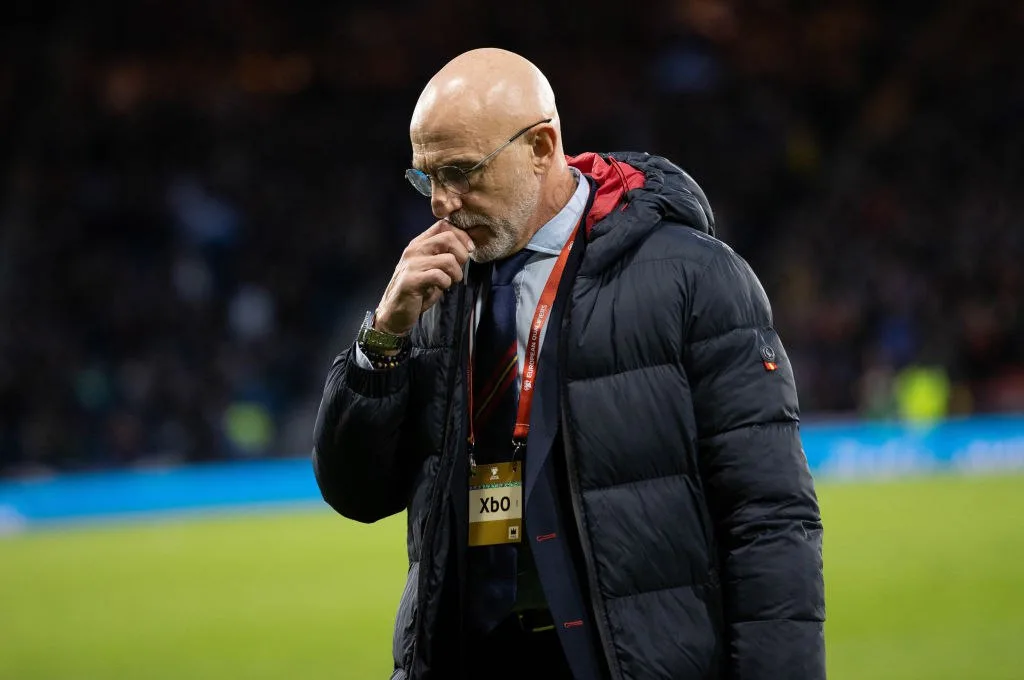 دي لا فوينتي يعقب على استبعاد حارس برشلونة من تشكيلة منتخب إسبانيا دي لا فوينتي يعقب على استبعاد حارس برشلونة من تشكيلة منتخب إسبانيا
