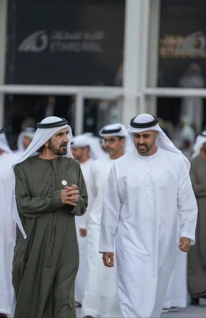 ذياب بن محمد في رسالة تقدير: وجودكم المستمر، والدي محمد بن راشد، في الميدان يُلهمنا. ذياب بن محمد في رسالة تقدير: وجودكم المستمر، والدي محمد بن راشد، في الميدان يُلهمنا.