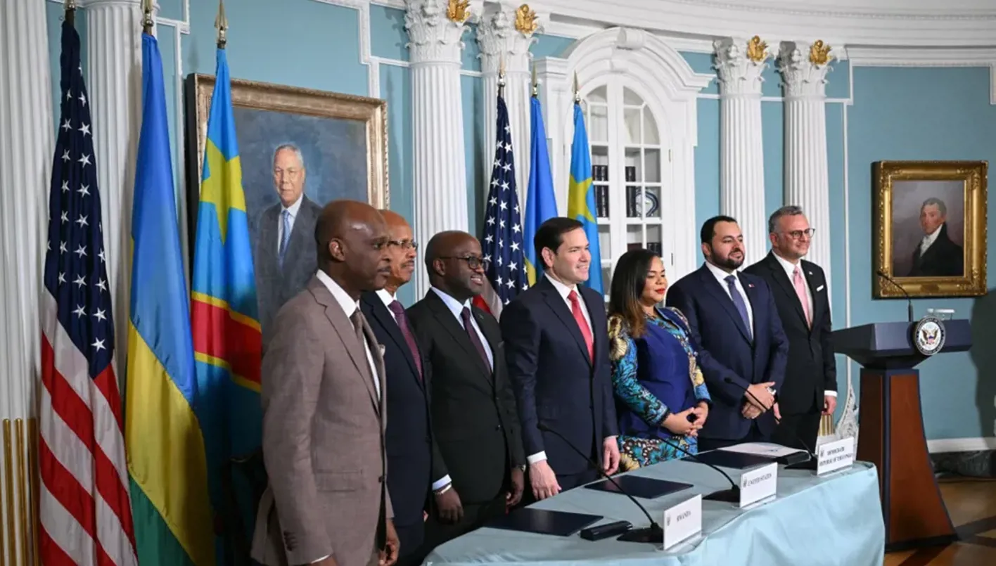 رwanda and Congo agree on the main outlines of an economic framework as part of the peace agreement. رwanda and Congo agree on the main outlines of an economic framework as part of the peace agreement.