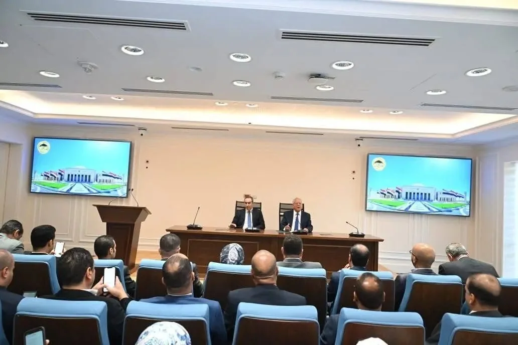 رئيس البرلمان: المشاركة في انتخابات مجلس الشيوخ مسؤولية وطنية تعكس وعي المواطن المصري رئيس البرلمان: المشاركة في انتخابات مجلس الشيوخ مسؤولية وطنية تعكس وعي المواطن المصري