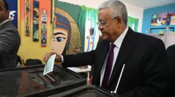 رئيس البرلمان يشارك في التصويت لانتخابات مجلس الشيوخ