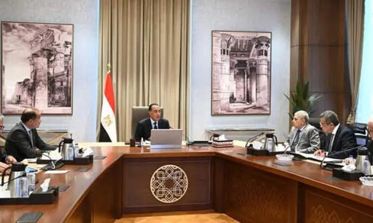 رئيس الحكومة يراقب مساعي إعادة تنظيم الهيئات الاقتصادية