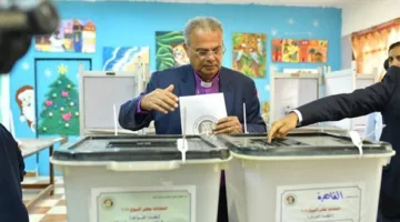 رئيس الطائفة الإنجيلية يشارك في التصويت لانتخابات مجلس الشيوخ