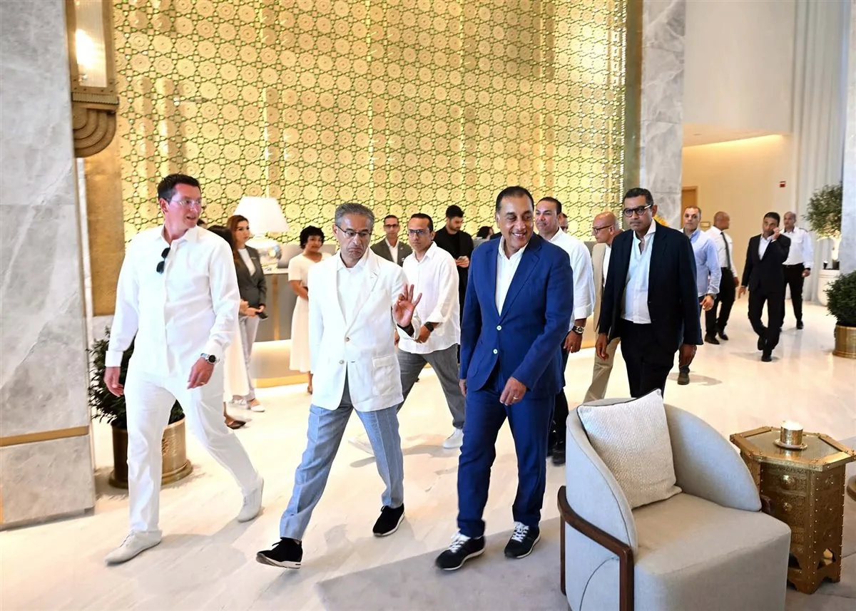 رئيس الوزراء: الحكومة تهتم بدعم تعزيز الاستثمار في السياحة بالساحل الشمالي رئيس الوزراء: الحكومة تهتم بدعم تعزيز الاستثمار في السياحة بالساحل الشمالي
