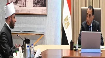 رئيس الوزراء يراقب جهود وزارة الأوقاف في إدارة الأصول والممتلكات الوقفية.