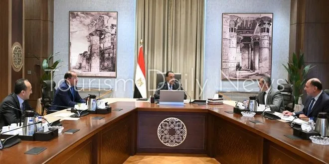 رئيس الوزراء يراقب مشاريع واستثمارات شركة التنمية للعاصمة الإدارية رئيس الوزراء يراقب مشاريع واستثمارات شركة التنمية للعاصمة الإدارية