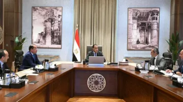 رئيس الوزراء يراقب مشاريع واستثمارات شركة العاصمة الإدارية للتطوير الحضري