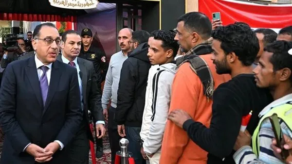 رئيس الوزراء يشارك في انتخابات مجلس الشيوخ ويشدد على أهمية التصويت كحق دستوري وواجب وطني رئيس الوزراء يشارك في انتخابات مجلس الشيوخ ويشدد على أهمية التصويت كحق دستوري وواجب وطني