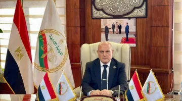 رئيس هيئة النيابة الإدارية يطالب بتعزيز دعم المشرفين على انتخابات الشيوخ ويثني على مستشارة استمرت في عملها رغم إصابتها.