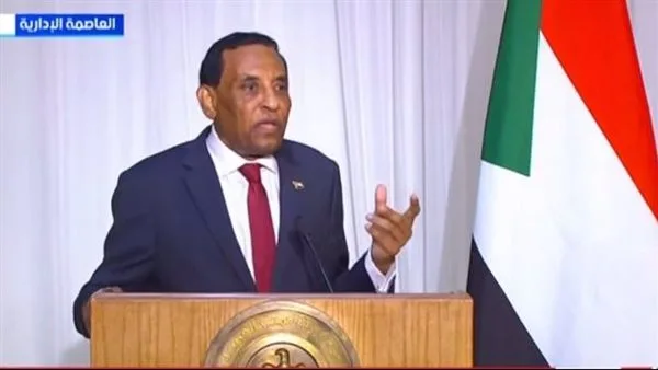 رئيس وزراء السودان: العلاقة مع مصر ستظل قوية.. والعزم لن يتزعزع