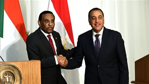 رئيس وزراء السودان: نثمن مواقف مصر المشرفة وعلاجها اللطيف لشعبنا