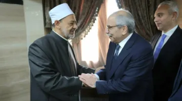 رئيس وزراء لبنان إلى شيخ الأزهر: الشعب اللبناني يقدركم ويتطلع إلى زيارتكم بحماس ومحبة.