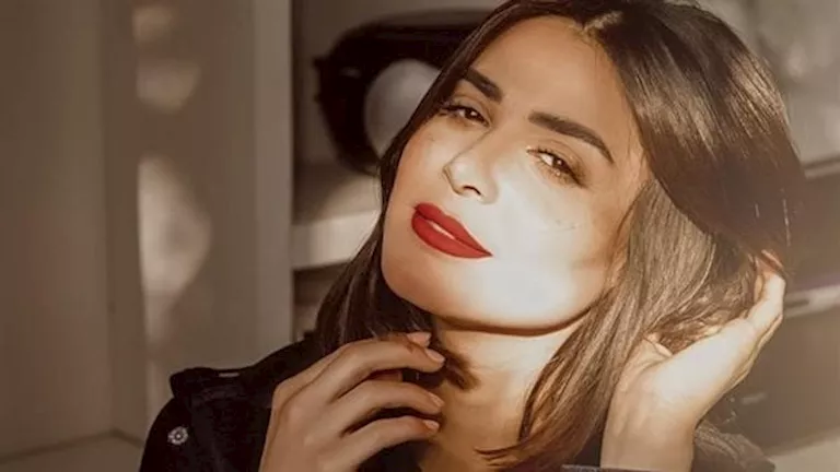 رانيا منصور بفستان جريء: ما سبب اختيارها للتصميم المتلألئ؟ رانيا منصور بفستان جريء: ما سبب اختيارها للتصميم المتلألئ؟
