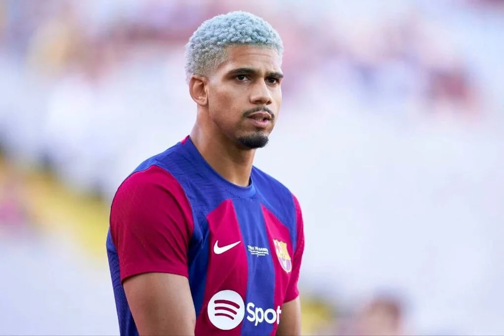 رد غير متوقع من أراوخو حول مصيره مع برشلونة