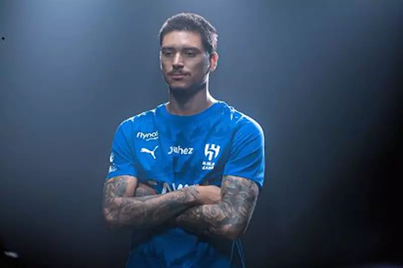 رسمياً.. ليفربول يتعاقد مع نونيز للانتقال إلى الهلال رسمياً.. ليفربول يتعاقد مع نونيز للانتقال إلى الهلال