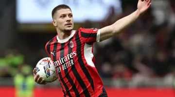 رسميًا: أيك أثينا يتعاقد مع لوكا يوفيتش