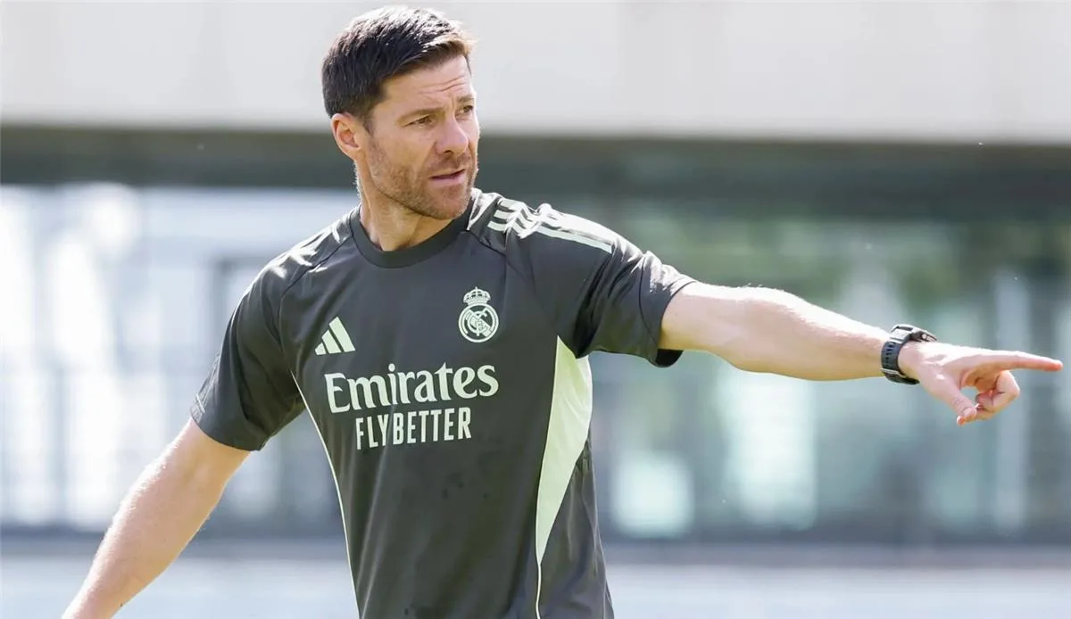ريال مدريد يخطط لإبرام 3 صفقات مجانية. ريال مدريد يخطط لإبرام 3 صفقات مجانية.