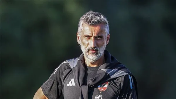 ريبيرو يتحدث عن أخطاء لاعبي الأهلي في مواجهة غزل المحلة ريبيرو يتحدث عن أخطاء لاعبي الأهلي في مواجهة غزل المحلة