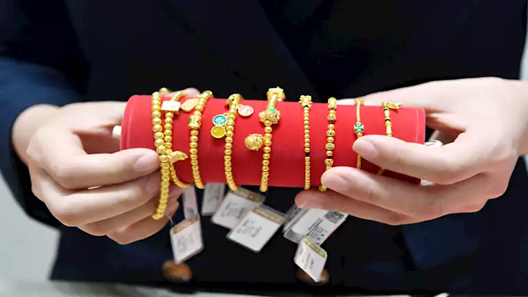 سعر الذهب في مصر مع بداية تداولات السبت 2 أغسطس 2025 سعر الذهب في مصر مع بداية تداولات السبت 2 أغسطس 2025