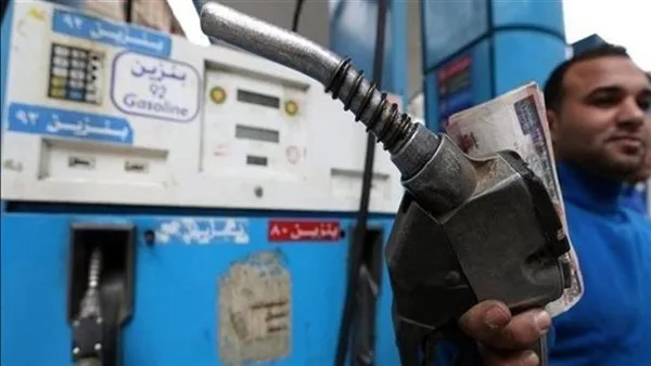 سعر الوقود اليوم الخميس 7 أغسطس 2025.. كيف تحسب تكلفة تعبئة سيارتك؟