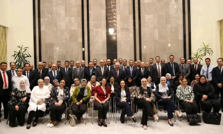 سفير مصر في الكويت: انتخابات مجلس الشيوخ جرت بسلاسة سفير مصر في الكويت: انتخابات مجلس الشيوخ جرت بسلاسة