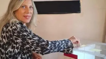 سفيرة مصر في أرمينيا تشارك في انتخابات مجلس الشيوخ وتحث الجالية على ممارسة حقوقهم الدستورية.