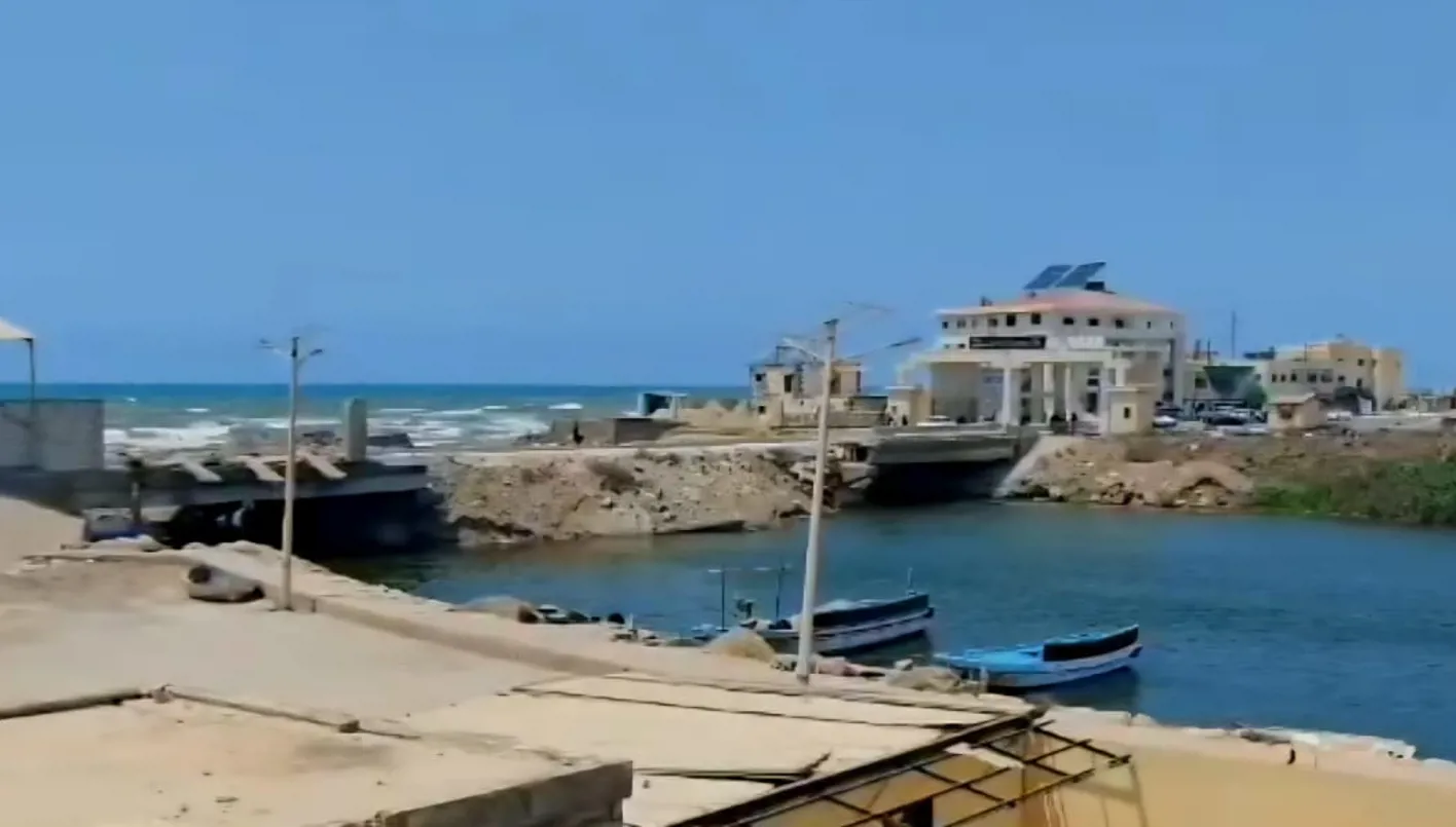 سكان العريضة شمال لبنان يطلقون إنذاراً: المياه تهدد بلدتنا! سكان العريضة شمال لبنان يطلقون إنذاراً: المياه تهدد بلدتنا!