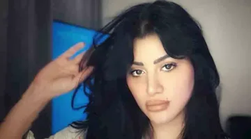 “سَرقوا مني وقتي وطموحاتي”.. الفنانة سارة فرح تُعلن تقاعدها عن الفن.