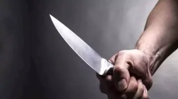شخص مجهول يهاجم إمام مسجد بسكين في قنا