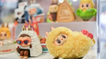 شركة بوب مارت الصينية تحقق زيادة بنسبة 400% في أرباحها خلال النصف الأول بفضل دمية لابوبو.