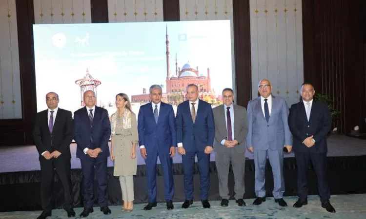 شريف فتحي يدشن مؤتمر “القاهرة التاريخية – رؤية شاملة لمستقبل مستدام”
