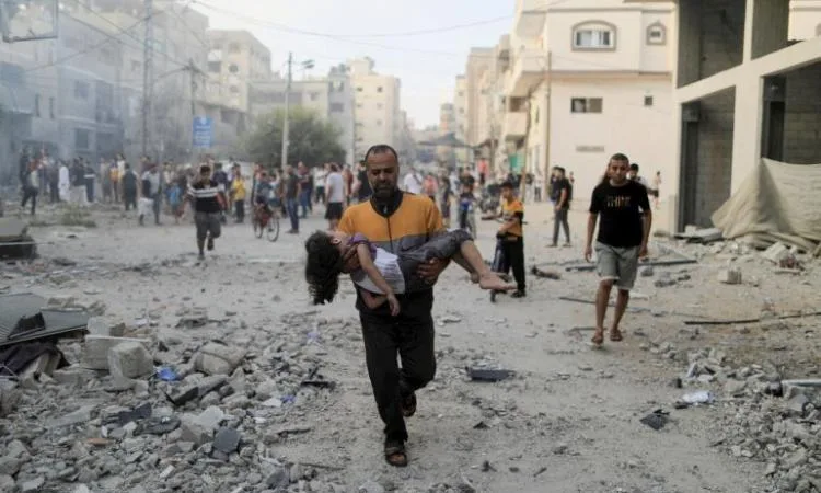 شهداء وجرحى إثر قصف من الاحتلال على حي الصبرة وزيكيم في غزة شهداء وجرحى إثر قصف من الاحتلال على حي الصبرة وزيكيم في غزة