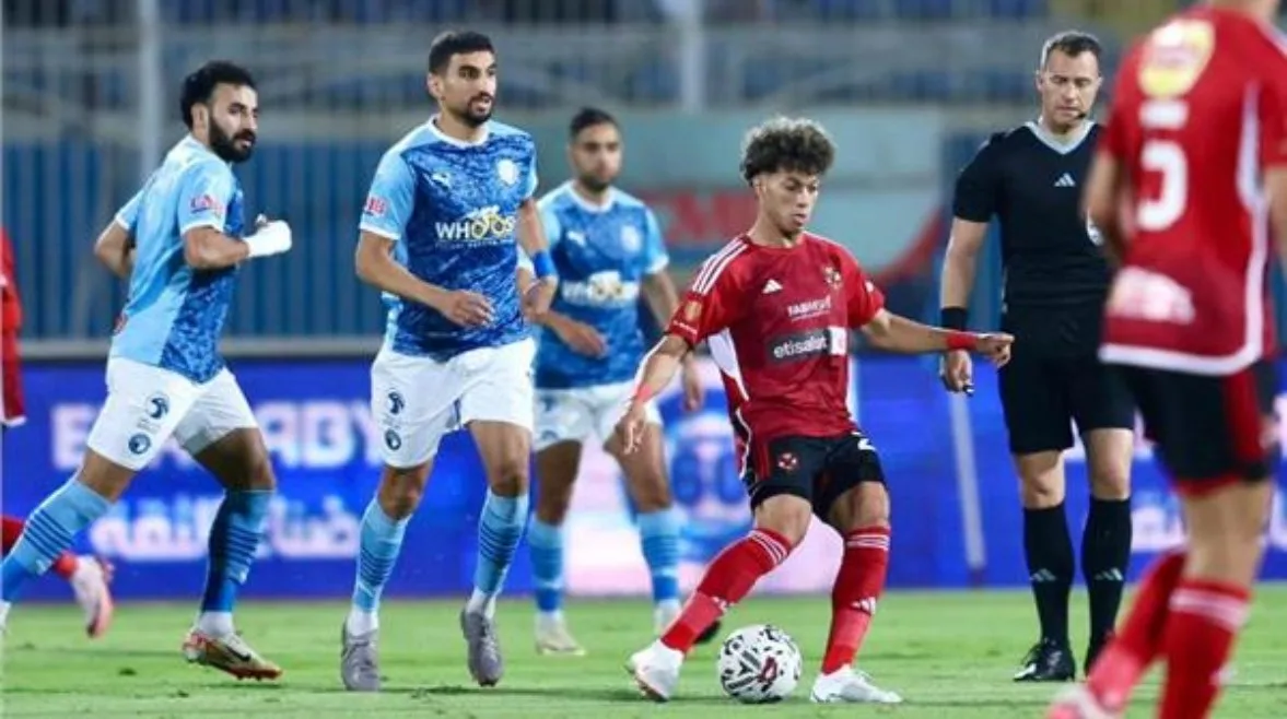 شوبير: هزيمة الأهلي أمام بيراميدز ستخلق أزمة كبيرة تؤثر على الجميع. شوبير: هزيمة الأهلي أمام بيراميدز ستخلق أزمة كبيرة تؤثر على الجميع.