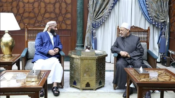 شيخ الأزهر: تعزيز الدعم العلمي والدعوي لطلاب اليمن عبر زيادة المنح الدراسية. شيخ الأزهر: تعزيز الدعم العلمي والدعوي لطلاب اليمن عبر زيادة المنح الدراسية.