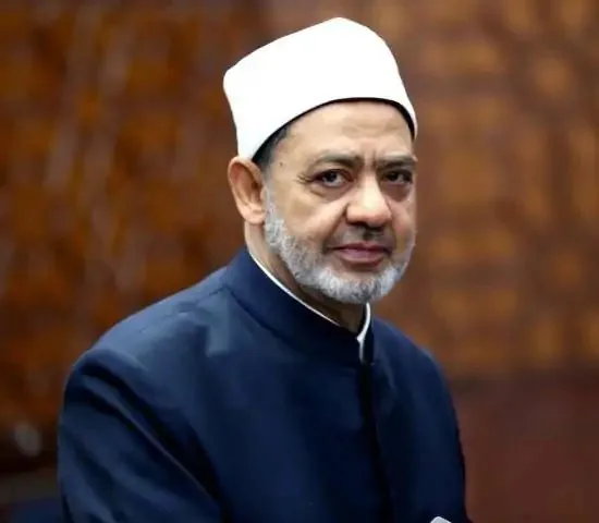 شيخ الأزهر يقدم تعازيه لباكستان في ضحايا الفيضانات المدمرة ويشدد على دعم الشعب والحكومة. شيخ الأزهر يقدم تعازيه لباكستان في ضحايا الفيضانات المدمرة ويشدد على دعم الشعب والحكومة.