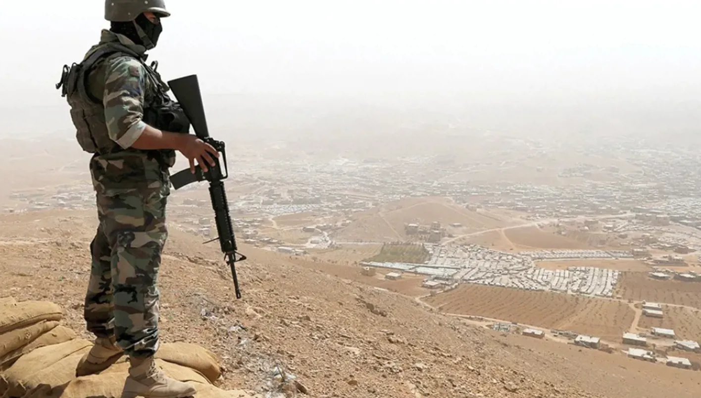 صراع على الحدود… الجيش يتصدى لتوغل رعاة سوريين في منطقة جرد نحلة صراع على الحدود… الجيش يتصدى لتوغل رعاة سوريين في منطقة جرد نحلة