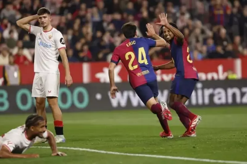 صراع في برشلونة: إريك جارسيا يورط كوندي في موقف صعب صراع في برشلونة: إريك جارسيا يورط كوندي في موقف صعب