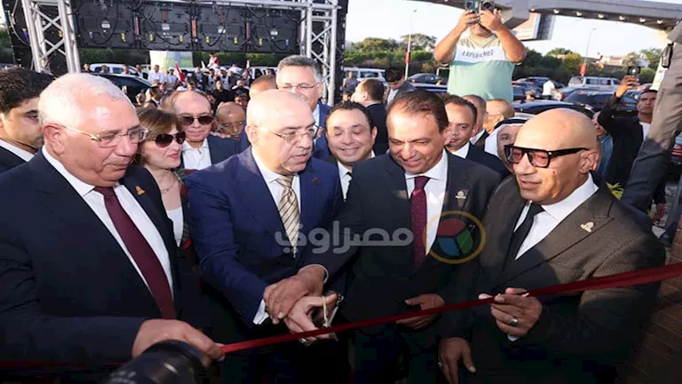 صور: تدشين مقر حزب الجبهة الوطنية في القاهرة الجديدة صور: تدشين مقر حزب الجبهة الوطنية في القاهرة الجديدة
