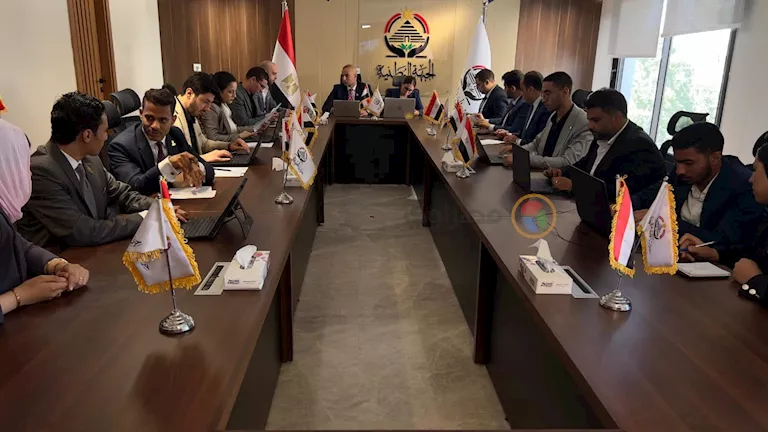 صور: غرفة عمليات “الجبهة الوطنية” تراقب اليوم الأول من انتخابات مجلس الشيوخ صور: غرفة عمليات “الجبهة الوطنية” تراقب اليوم الأول من انتخابات مجلس الشيوخ