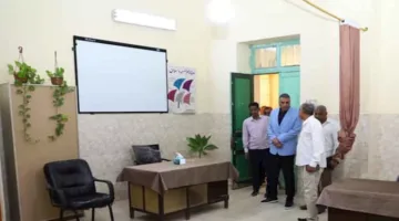 صور: محافظ أسوان يراقب ميدانياً استعدادات لجان انتخابات مجلس الشيوخ