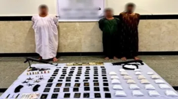 ضبط شبكة إجرامية خطيرة: 1000 كيلوغرام من المخدرات و126 سلاحًا في عدة مناطق