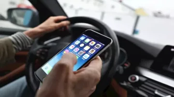 طرق بسيطة للحفاظ على تركيزك أثناء القيادة