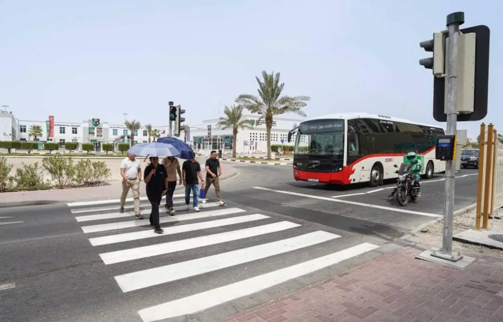 «طرق دبي» تطبق مجموعة من التحسينات على الحركة المرورية في المناطق المحيطة بالمدارس «طرق دبي» تطبق مجموعة من التحسينات على الحركة المرورية في المناطق المحيطة بالمدارس