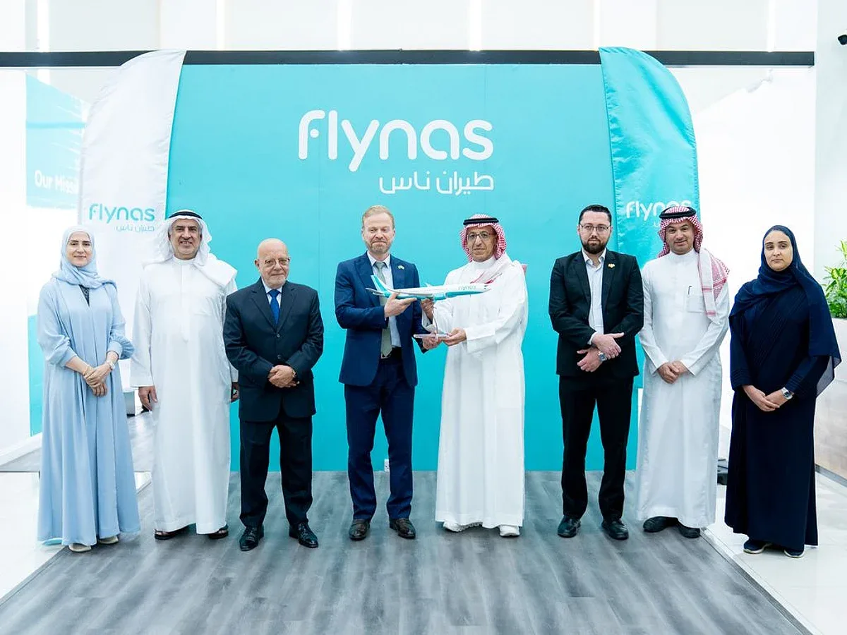 طيران ناس يستضيف وزير الاقتصاد والصناعة السوري ومدير عام هيئة الاستثمار لمناقشة فرص الاستثمار في قطاع الطيران. طيران ناس يستضيف وزير الاقتصاد والصناعة السوري ومدير عام هيئة الاستثمار لمناقشة فرص الاستثمار في قطاع الطيران.