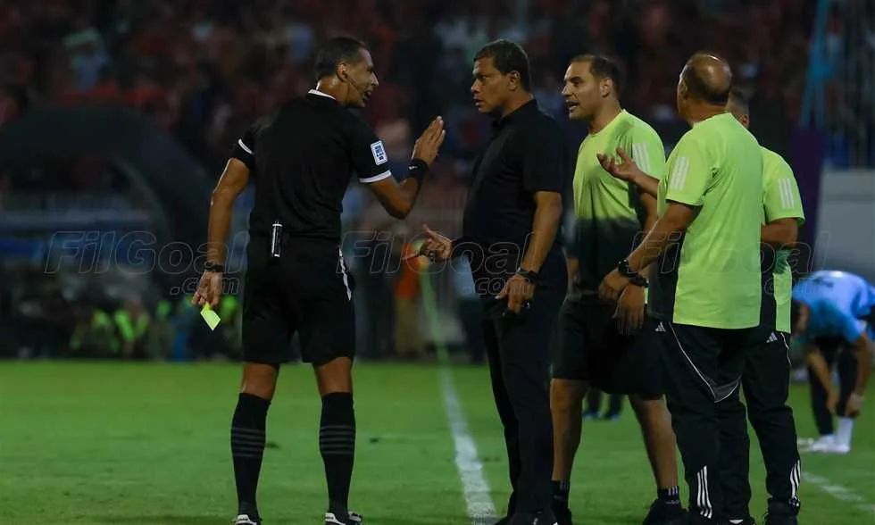 عبد العال: بلا شك، التعادل مع الأهلي كان كالفوز.. والجمهور كان أجمل ما في المباراة. عبد العال: بلا شك، التعادل مع الأهلي كان كالفوز.. والجمهور كان أجمل ما في المباراة.