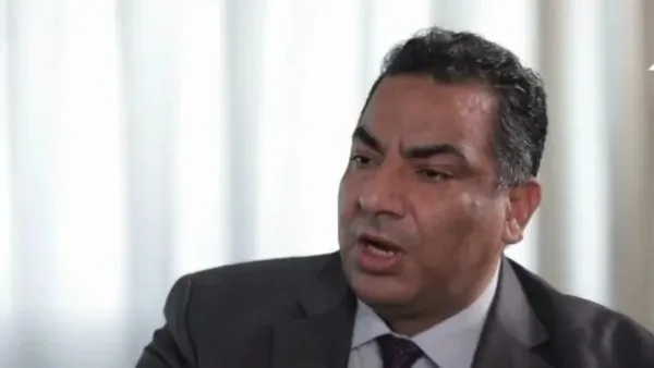 عبد الغني هندي: الأزهر لم يتجه نحو التطرف بل ظل حصناً فكرياً على الرغم من سوء الاستخدام. عبد الغني هندي: الأزهر لم يتجه نحو التطرف بل ظل حصناً فكرياً على الرغم من سوء الاستخدام.