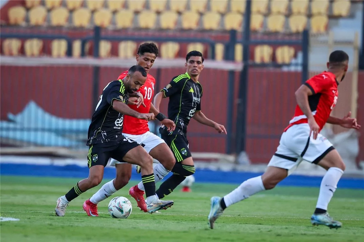 عبد الله بستنجي: الأهلي كان المنافس الأصعب الذي واجهناه مع منتخب مصر.. وهذا اللاعب شكل لي تحديًا كبيرًا.