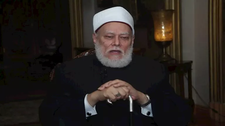 علي جمعة يشرح رؤية النبي في الحلم عندما يسمع أقوالاً تتعارض مع الشريعة