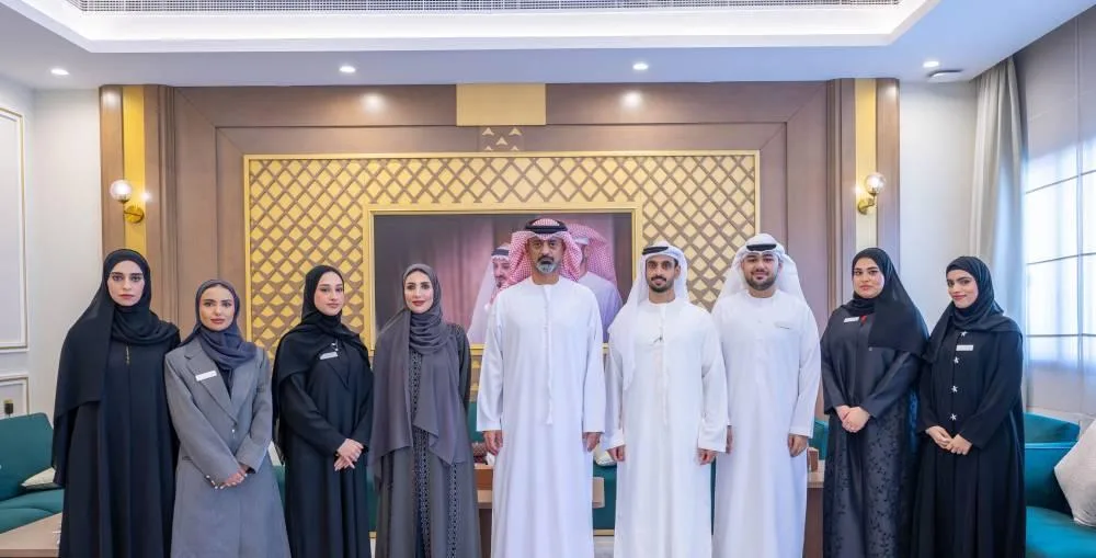 عمار بن حميد: قيادتنا تعتمد على الشباب في تشكيل المستقبل عمار بن حميد: قيادتنا تعتمد على الشباب في تشكيل المستقبل