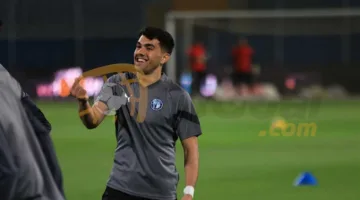 عنوان جديد: 

“خبر في الجول – بيراميدز يقرر تمديد عقد محمود صابر لثلاثة مواسم قبل إعارته إلى زد”
